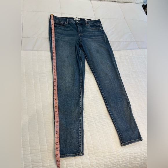 Jessica Simpson Jeans size 12/31 High Rise Forever Rolled Ankle. - Picture 3 of 7